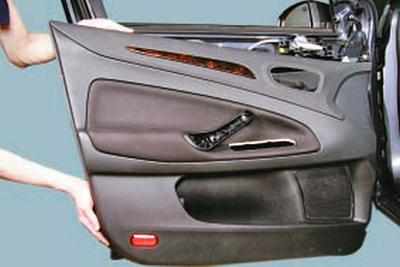 Ford Mondeo 4 Снятие и установка обивки передней двери, фото 19