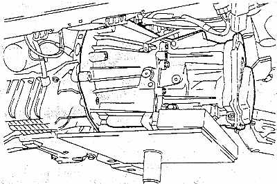 Mazda 121 Снятие и установка механической коробки передач, фото 10