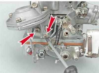 Заслонка карбюратора ваз 2107. Пневмопривод дроссельной заслонки ВАЗ 2107. Пневмопривод карбюратора ВАЗ 2107. Дросселя на ВАЗ 2107 карбюратор. Пневмопривод заслонки ВАЗ 2107.