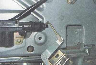 ВАЗ-2110 Снятие установка и регулировка замка багажника ВАЗ-2112 , фото 6